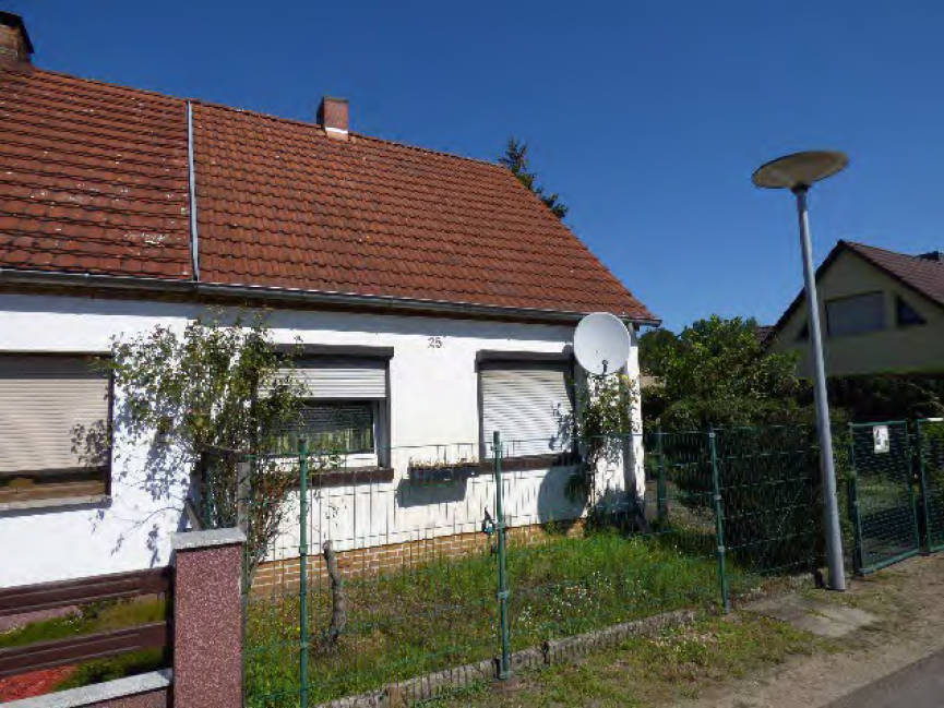 Doppelhaushälfte in Senftenberger Str. 25 a, 01987 Schwarzheide - Bild 2