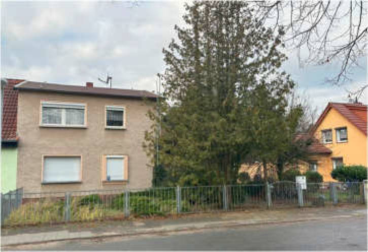 brandenburg 17 K 39/24 Schulzestraße 4, 15838 Am Mellensee OT Kummersdorf-Gut 8