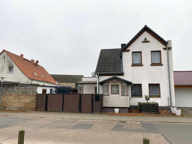 Einfamilienhaus in Dorfanger 6, 14797 Kloster Lehnin OT Grebs
