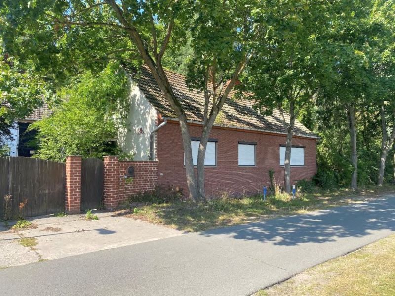 Einfamilienhaus 2 K 49-25 Schlagenthiner Straße 4, 14789 Bensdorf