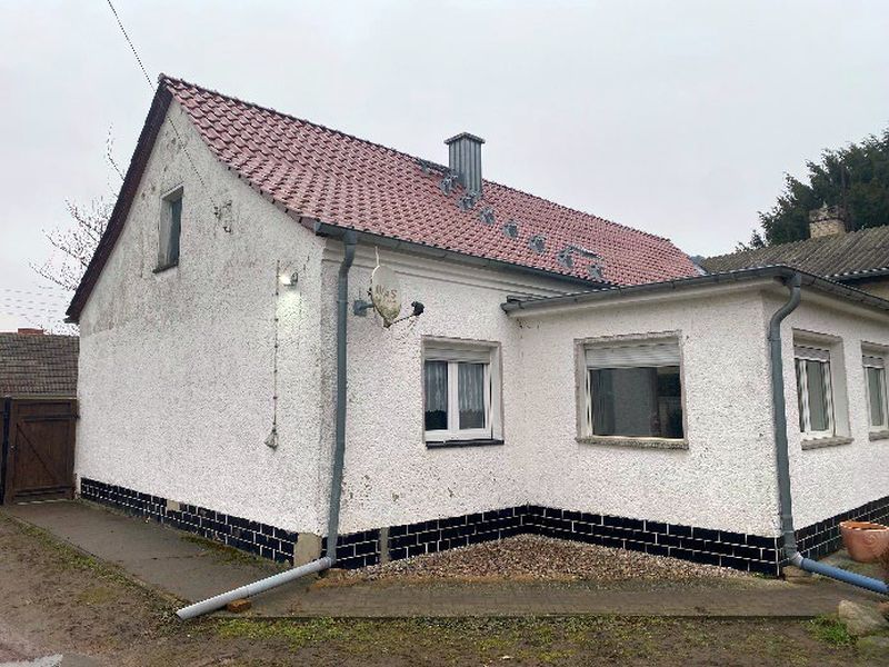 Einfamilienhaus in Karl-Marx-Straße 21, 15320 Neutrebbin