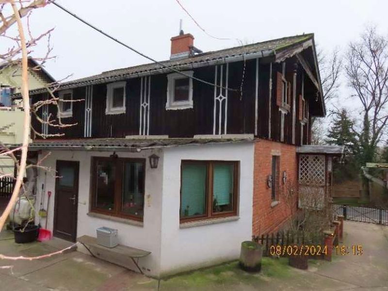 Mehrfamilienhaus in Ernst-Thälmann-Straße 32, 16248 Liepe - Bild 2