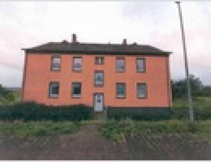 Mehrfamilienhaus in Steinhöfler Straße 27, 16278 Angermünde OT Steinhöfel - Bild 2