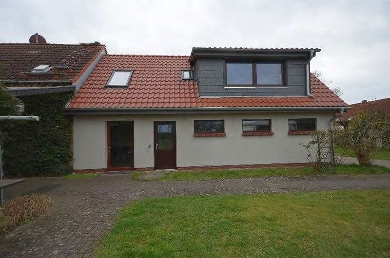 Einfamilienhaus in Lange Straße 71, 16816 Neuruppin OT Karwe - Bild 2