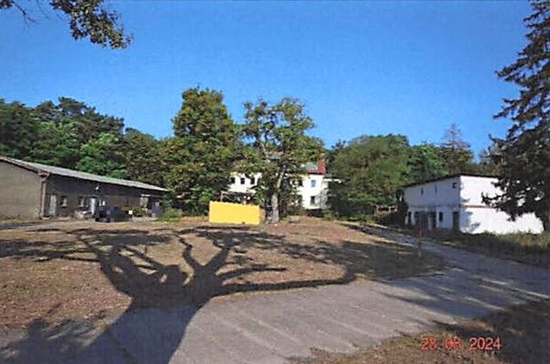 Mehrfamilienhaus in Papenwieser Weg 12, 17268 Templin OT Röddelin - Bild 2