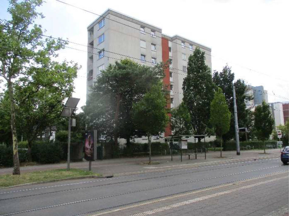 Eigentumswohnung (3 bis 4 Zimmer) in St.-Gotthard-Straße 101, 28325 Bremen, Tenever