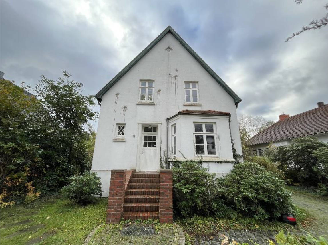 Einfamilienhaus in Grambkermoorer Landstraße  13, 28719 Bremen, Burglesum
