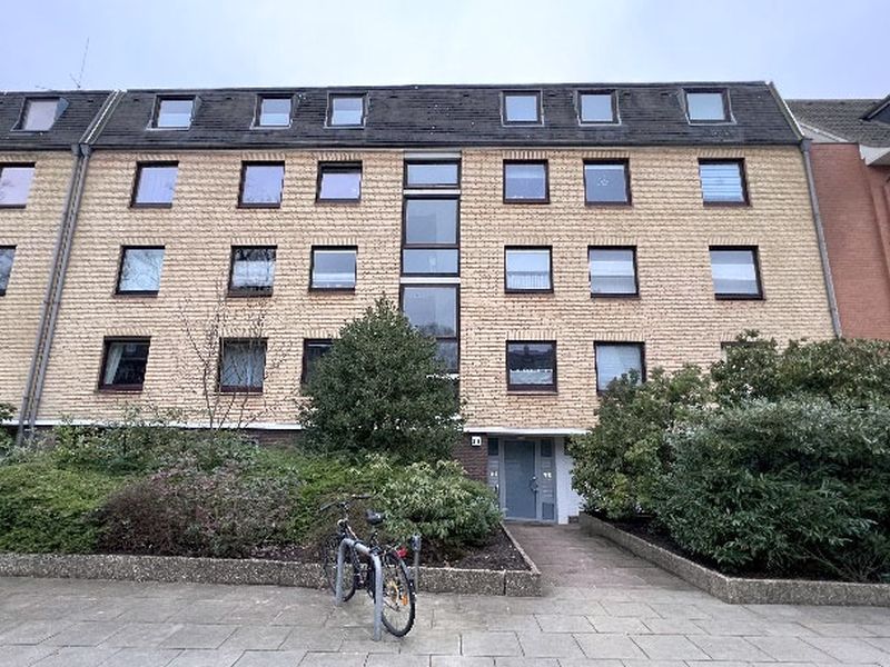 3- bis 4,5-Zimmer-Wohnung in Maienweg 311, 22335 Hamburg
