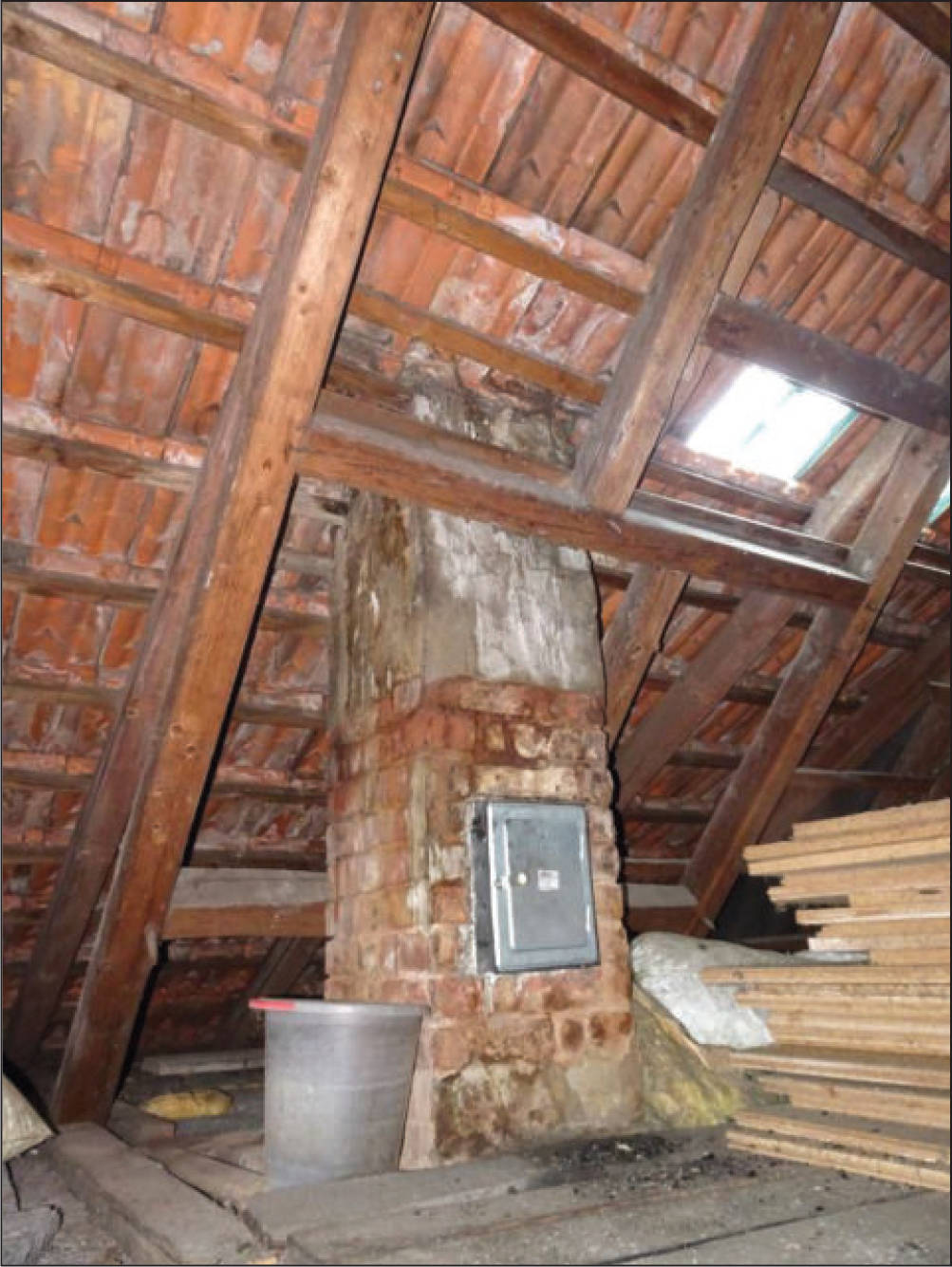 Einfamilienhaus, mit Laden und Nebengebäuden in Landstraße 102, 37287 Wehretal, Reichensachsen - Bild 3