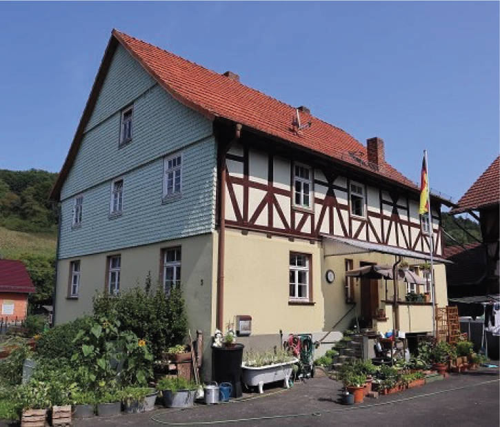 Einfamilienhaus in Ludwigsecker Straße 5, 36251 Ludwigsau, Beenhausen