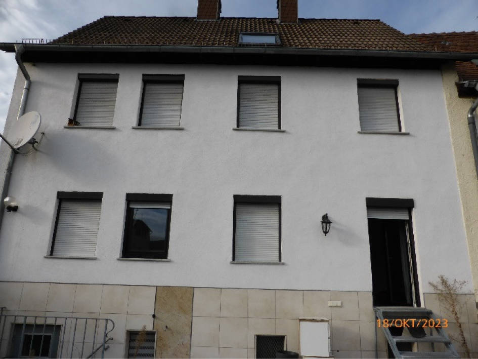Einfamilienhaus, Zweifamilienhaus in Bergstraße 15, 36219 Cornberg - Bild 2