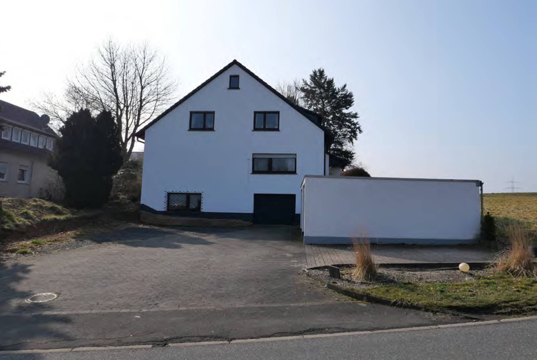Mehrfamilienhaus in Alte Landstraße 2, 36100 Petersberg, Böckels