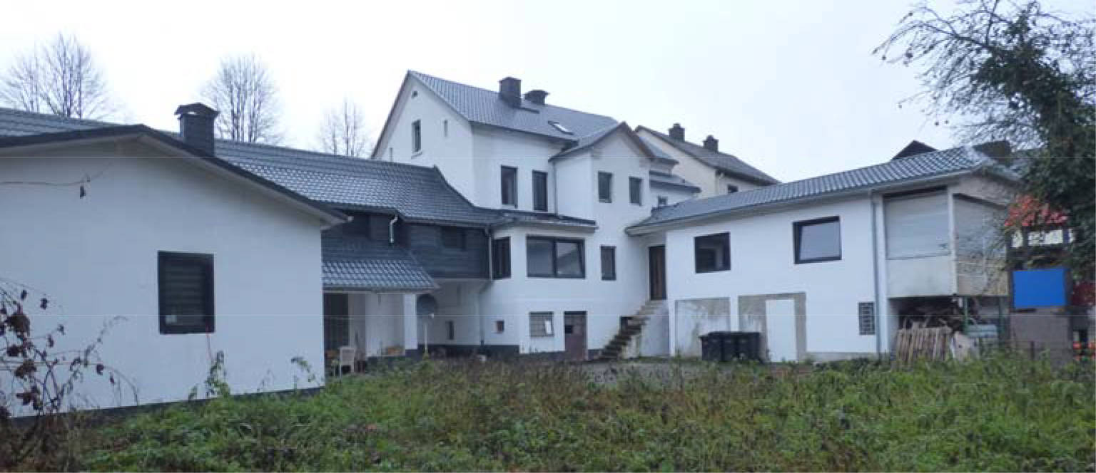 Wohn-/Geschäftshaus, Mehrfamilienhaus in Marburger Straße 4, 35688 Dillenburg, Oberscheld