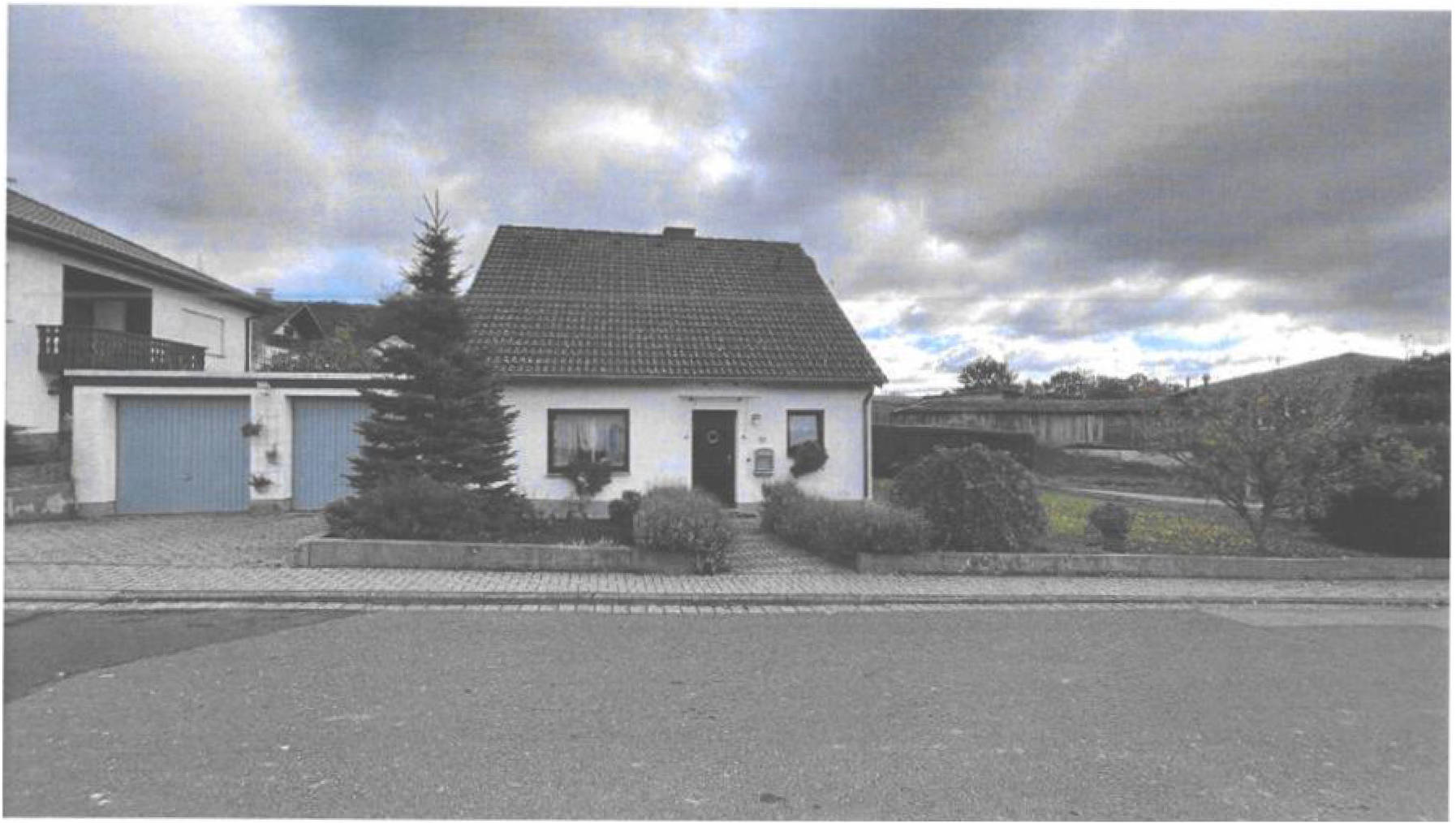 Einfamilienhaus in Bergstraße  19, 65589 Hadamar, Oberzeuzheim - Bild 4