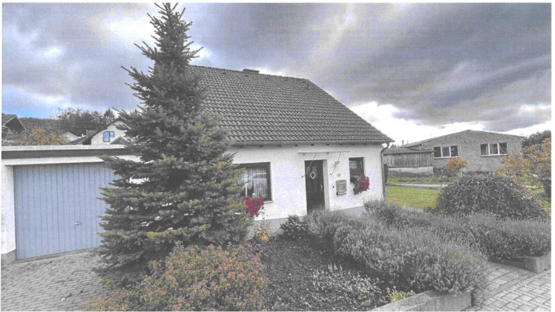 Einfamilienhaus in Bergstraße  19, 65589 Hadamar, Oberzeuzheim - Bild 3