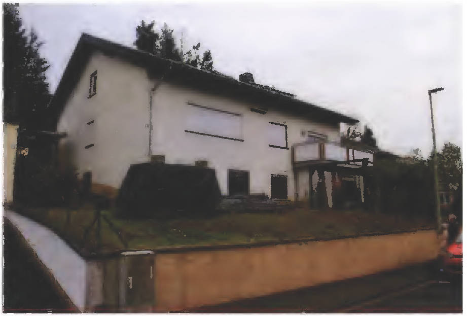 Sonstiges, ursprünglich als Einfamilien-Wohnhaus errichteten Gebäude bebaut, das 1984 in zwei Wohnungseigentume aufgeteilt wurde. in Rheinbergstraße  56, 65594 Runkel, Steeden