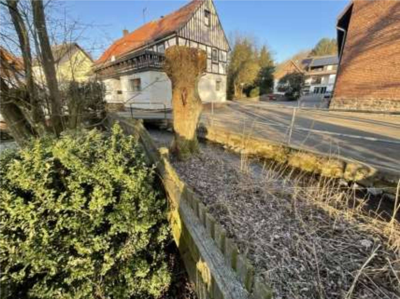Wohnhaus mit Nebengebäuden und Garage in Schweinsbühler Straße 2, 34497 Korbach, Rhena - Bild 5