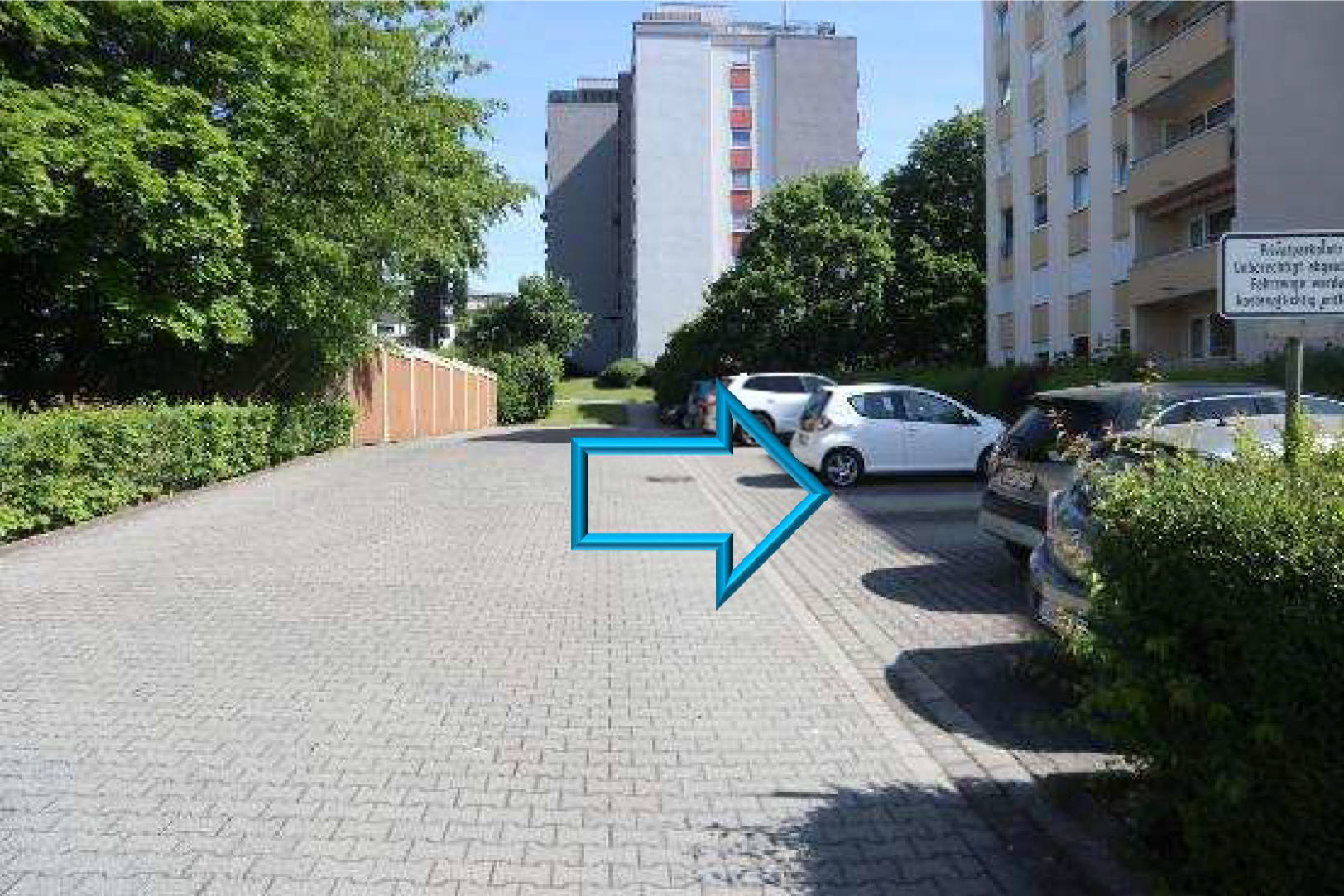 Kfz-Stellplatz in Lessingstraße, 65232 Taunusstein-Hahn