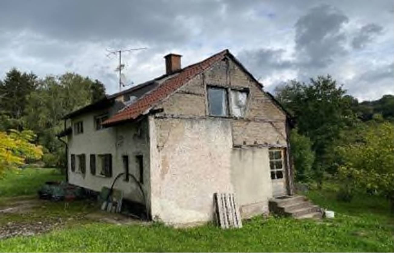 Einfamilienhaus in Siefertsweg 8, 64760 Oberzent, Falken-Gesäß