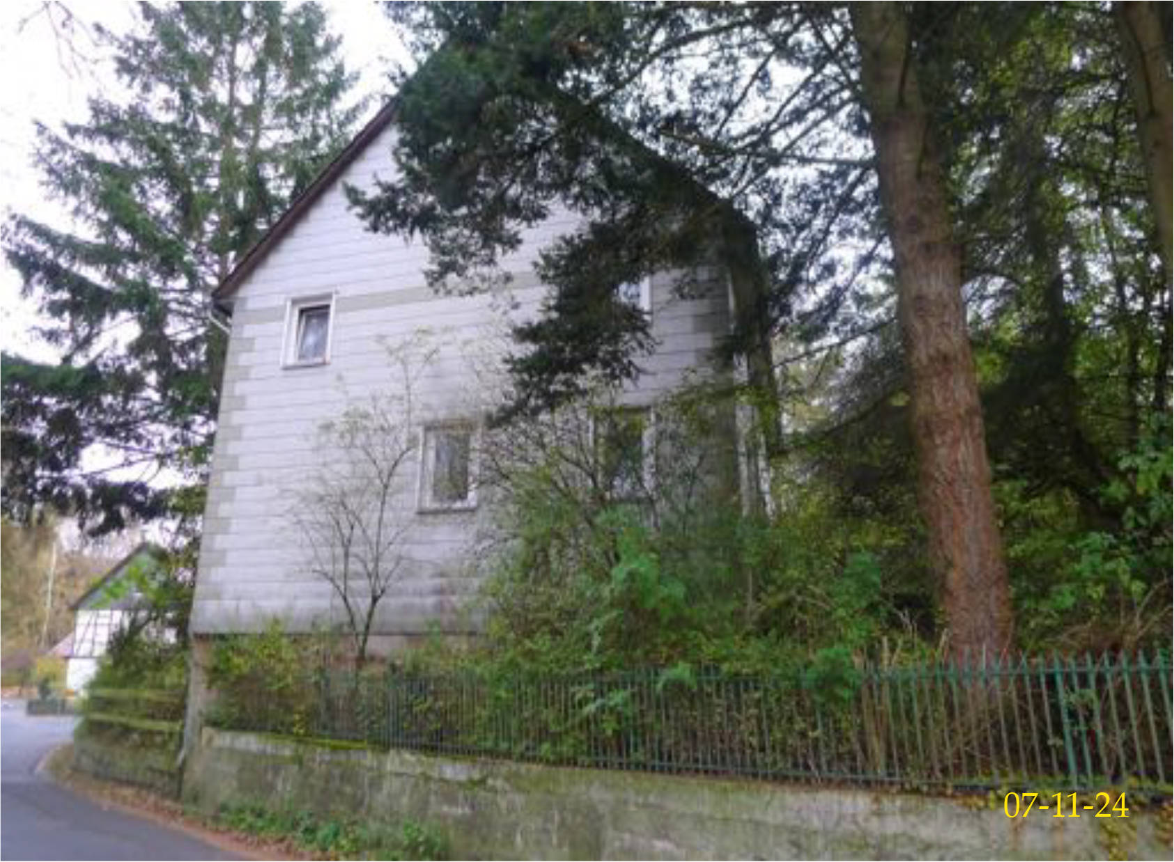 Einfamilienhaus in Brunnenstraße 12, 34286 Spangenberg, Metzebach - Bild 4
