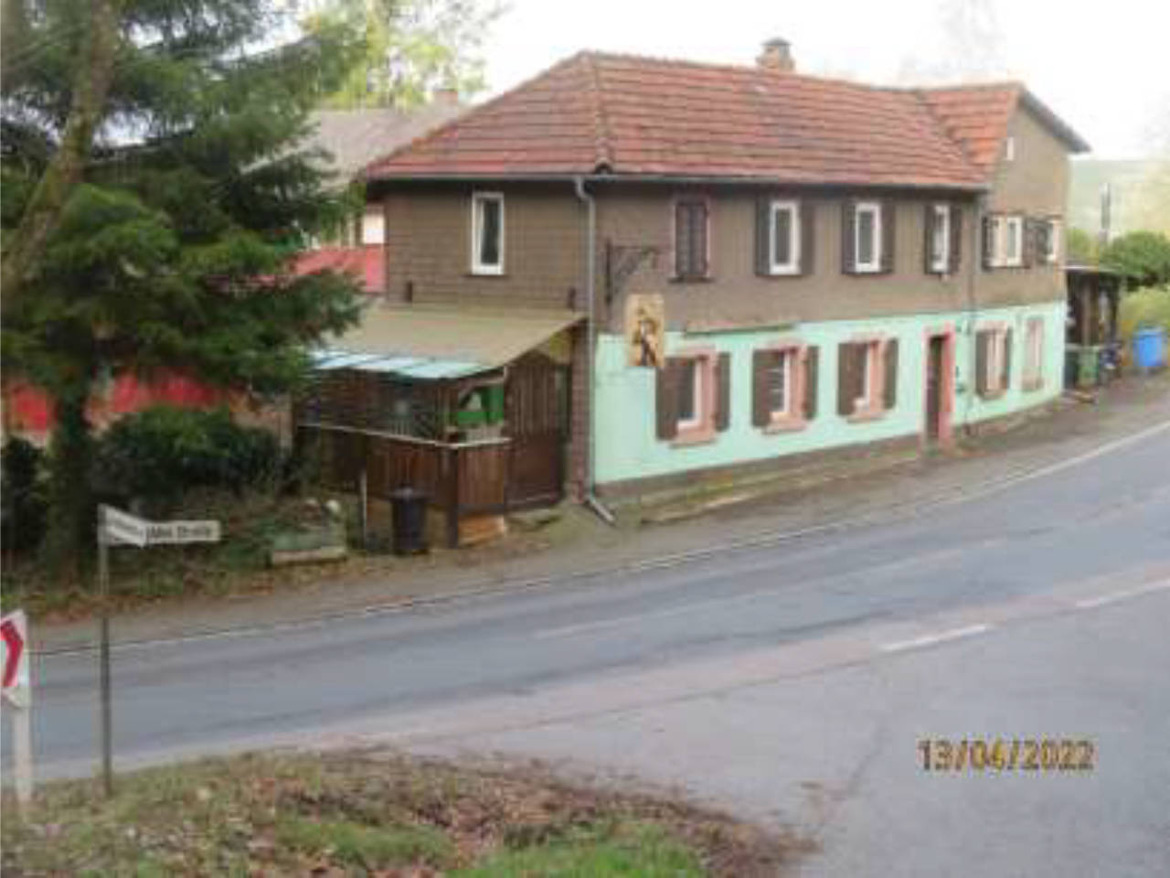 ehem. Gaststätte, Fremdenzimmer, Kegelbahn, bzw. unbebaute Grundstücke in Ober der Raudelle bzw. Beerfelder Straße 68, 64760 Oberzent, Falken-Gesäß