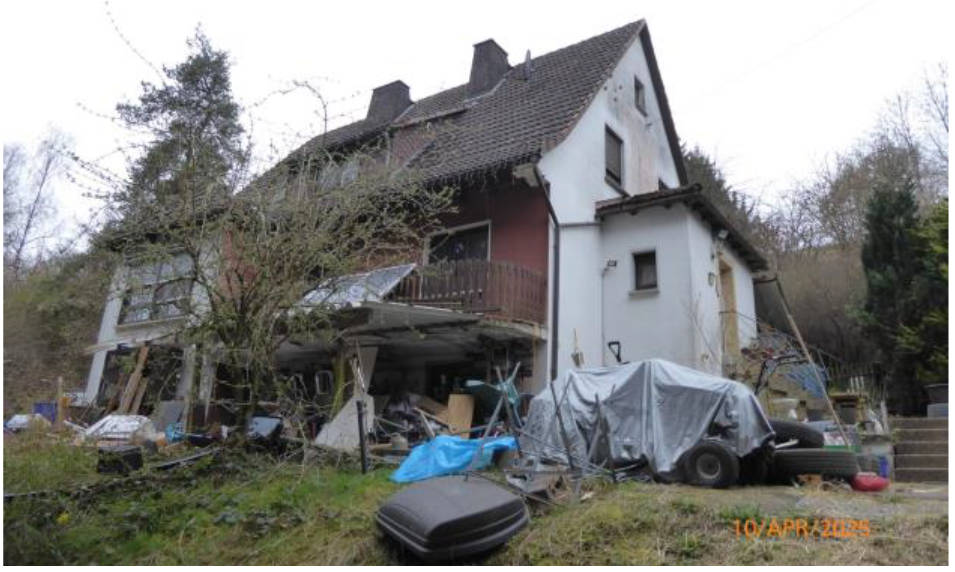 Einfamilienhaus in Ruhrstraße  1, 35108 Allendorf (Eder), Somplar