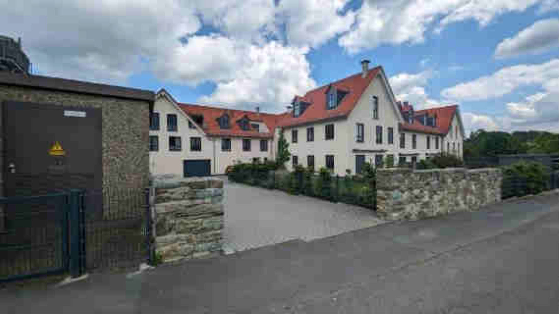 Kfz-Stellplatz, Reihenhaus in Hollerstr. 18, 65510 Idstein, Wörsdorf - Bild 3