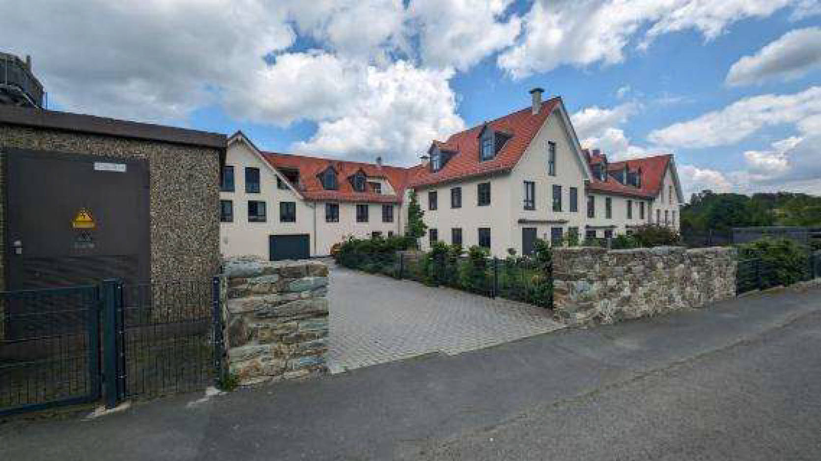 Reihenhaus, Kfz-Stellplatz in Hollerstraße 16, 65510 Idstein, Wörsdorf - Bild 5