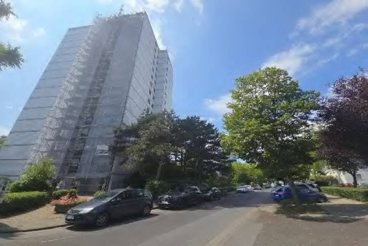 Eigentumswohnung (3 bis 4 Zimmer), Kfz-Stellplatz in Westendstraße 69, 63477 Maintal, Dörnigheim