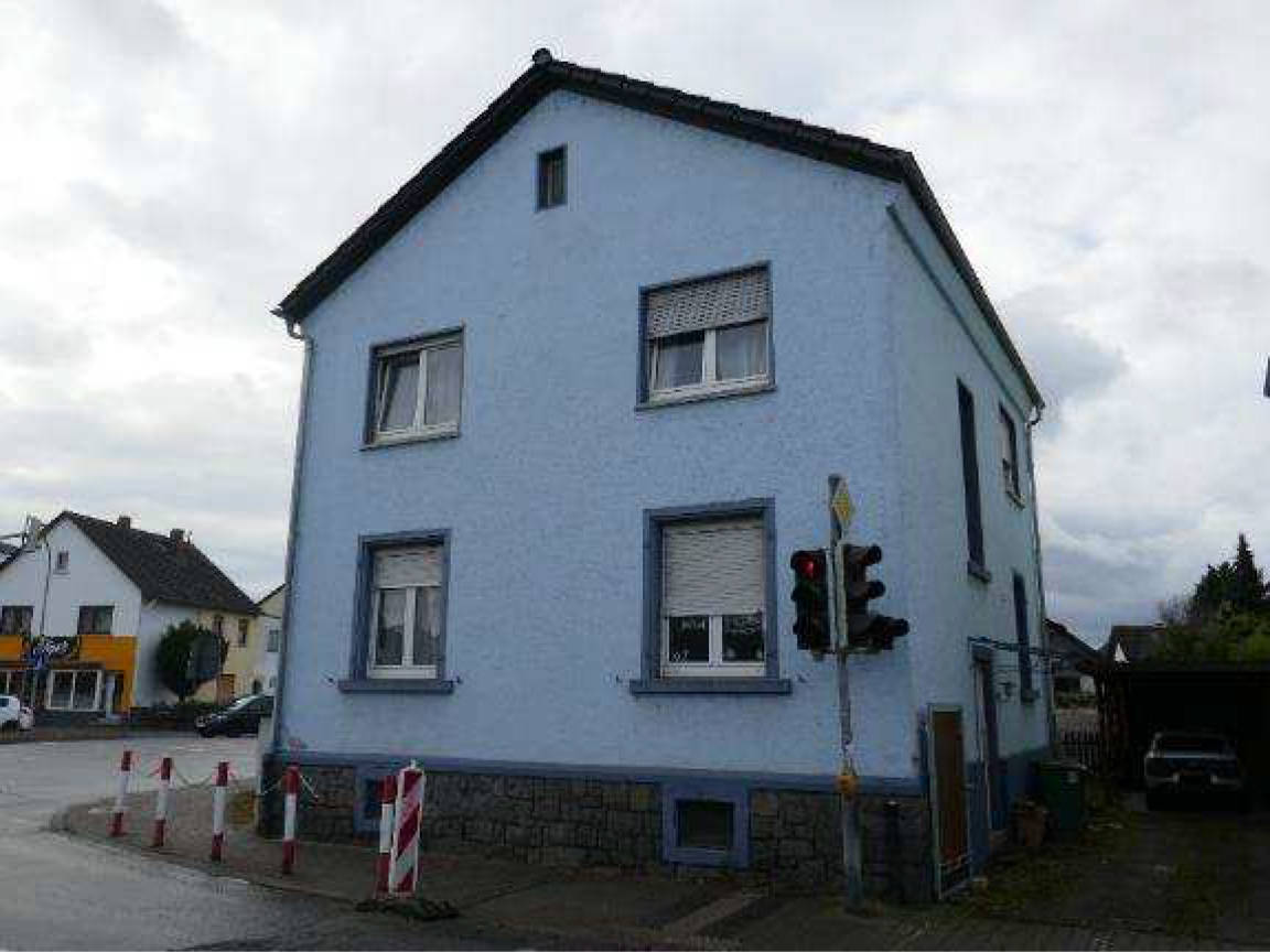 Einfamilienhaus, Kfz-Stellplatz in Hirschstraße 47, 64653 Lorsch