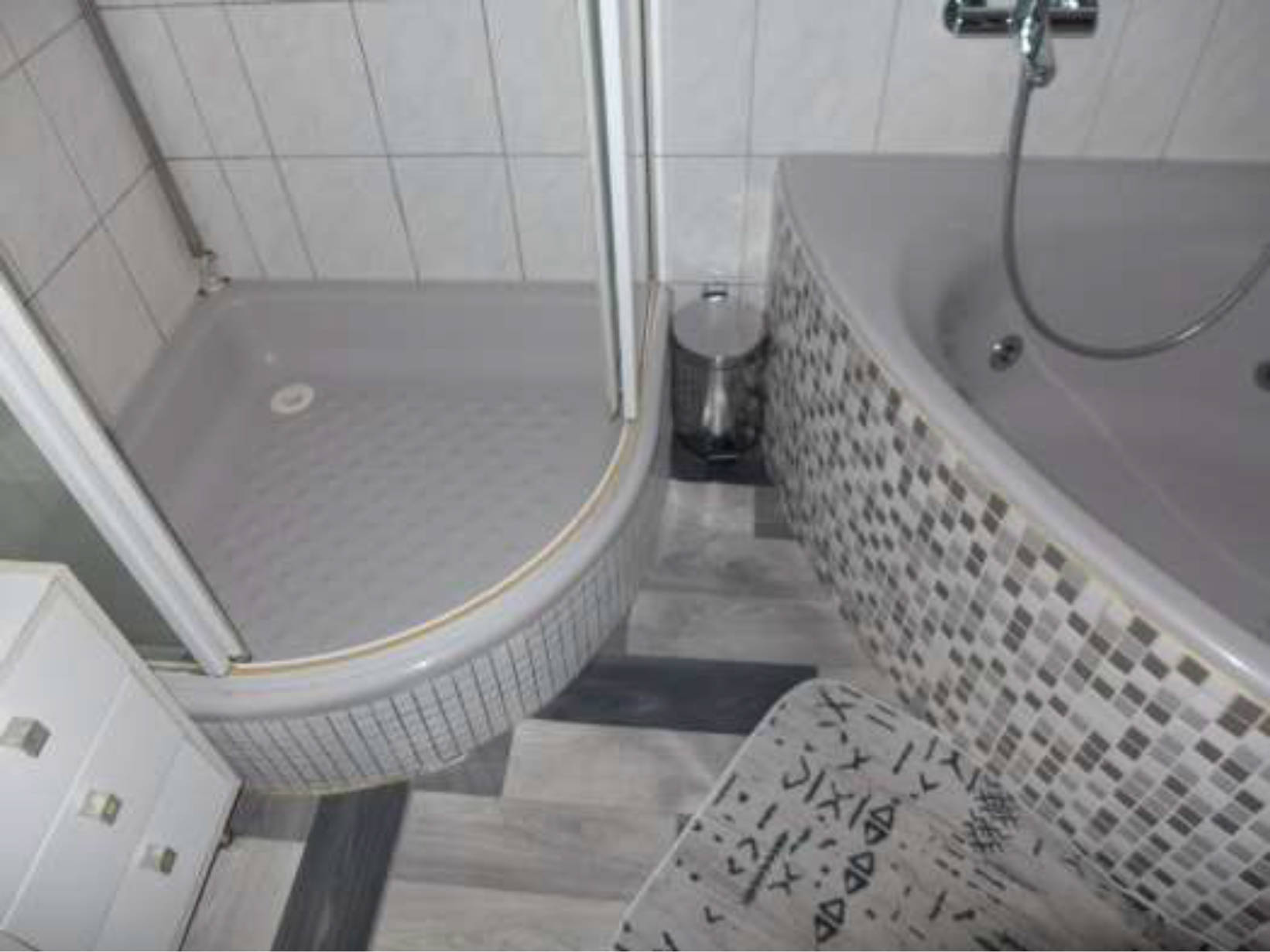 hessen 0043 K 0018/2024 Edith-Stein-Straße 13, 15, 63512 Hainburg, Klein-Krotzenburg 20