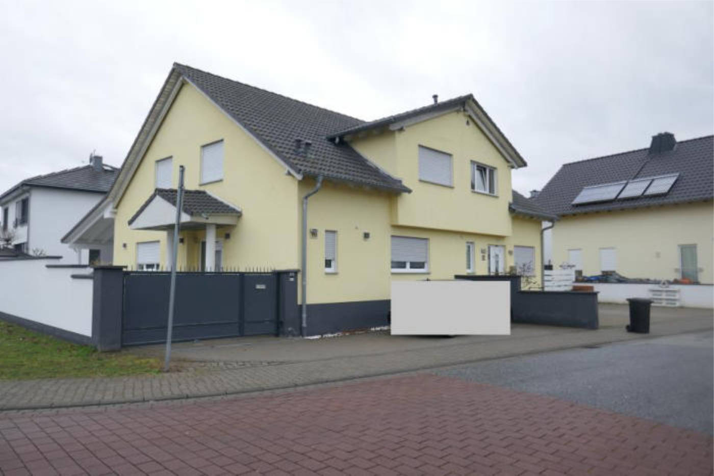 Doppelhaushälfte in Im Lückfeld 19, 19 a, 63512 Hainburg, Hainstadt