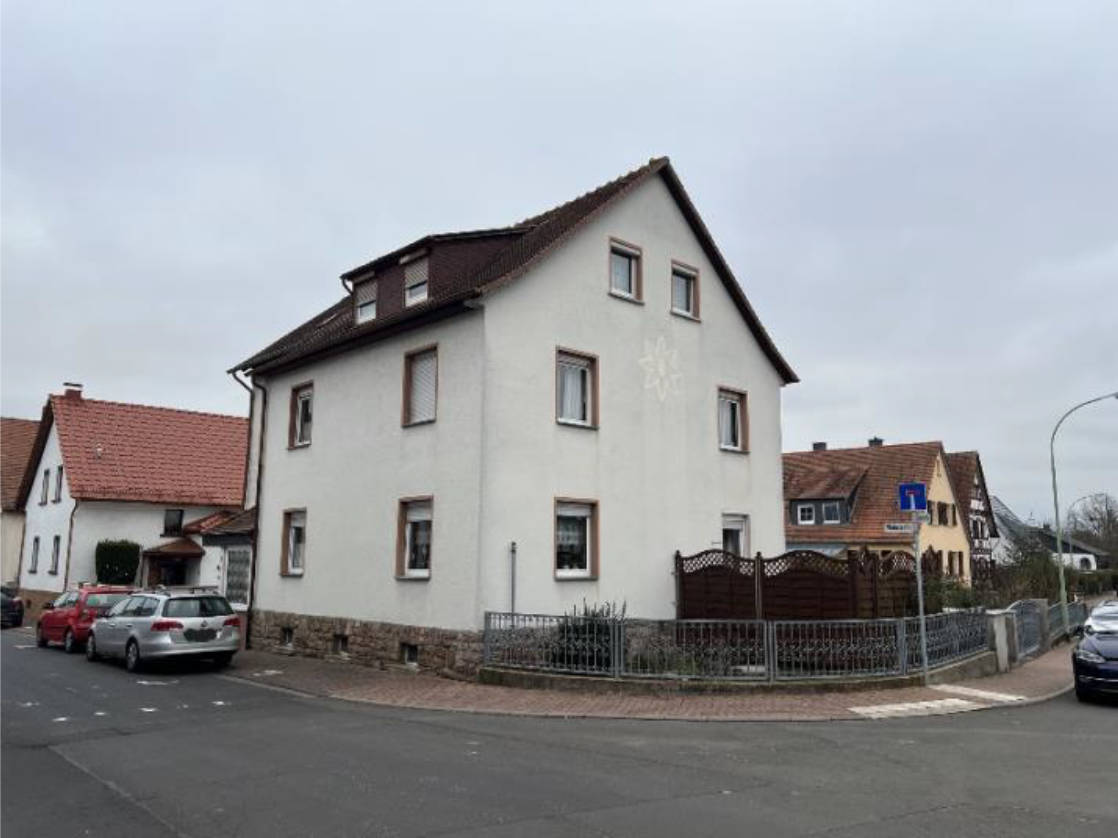 Mehrfamilienhaus in Weinstrasse  3, 61381 Friedrichsdorf, Burgholzhausen - Bild 2