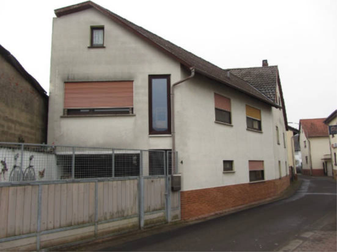 Zweifamilienhaus in Obere Haingasse 4, 61203 Reichelsheim