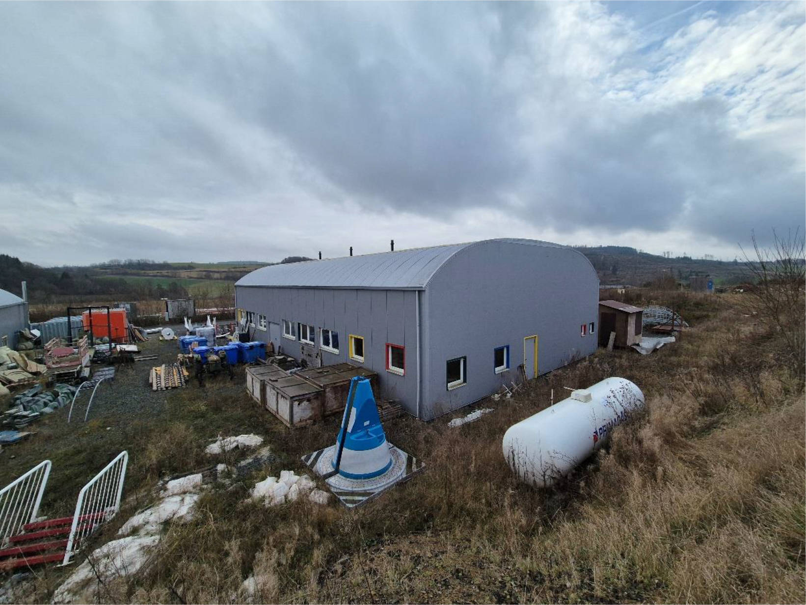 gewerblich genutztes Grundstück in Auf dem Eberbach  5, 35236 Breide, Oberdieten - Bild 2