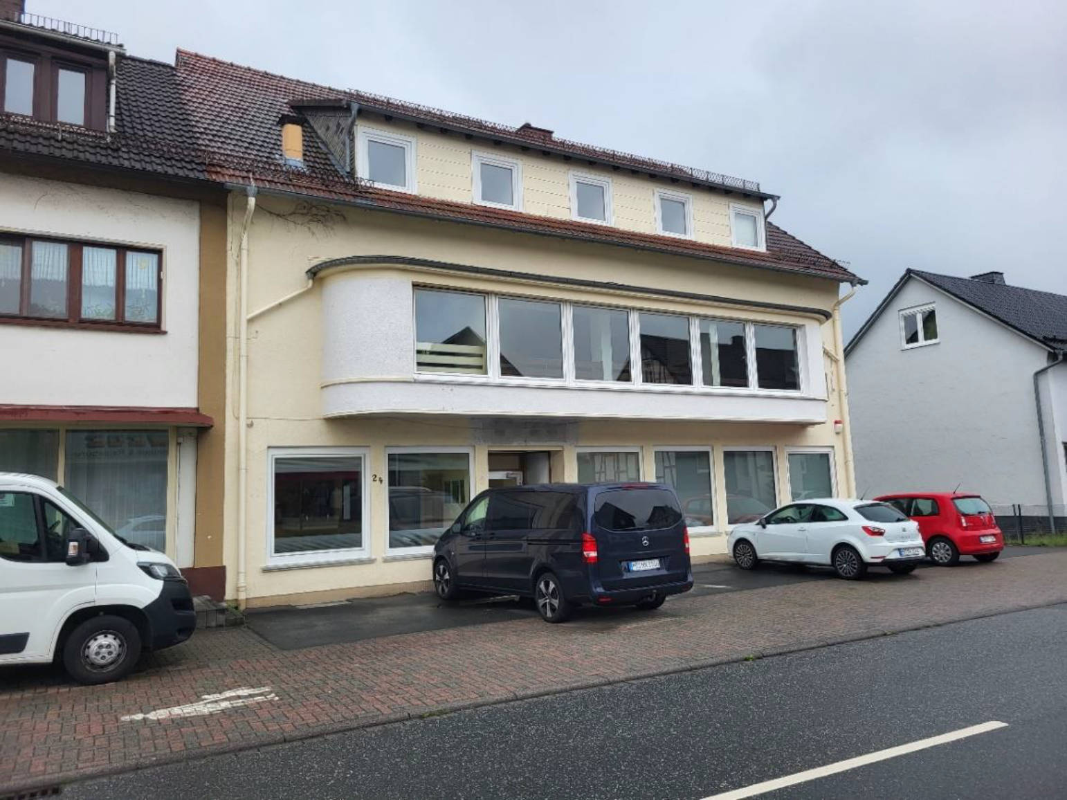 Wohn-/Geschäftshaus in Bahnhofstraße 24, 35216 Biedenkopf, Walla