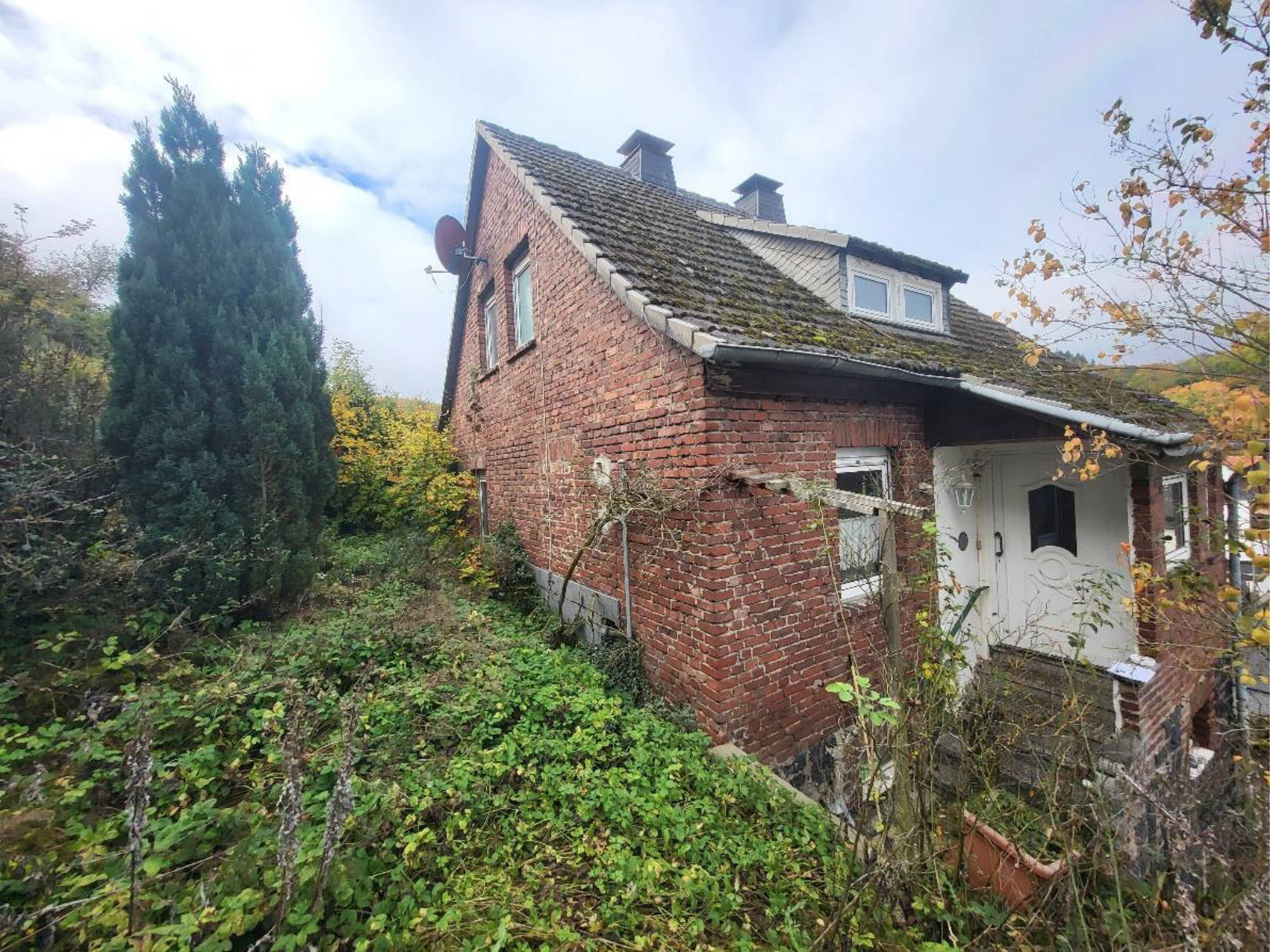 Einfamilienhaus, Garage in Debusgasse 8, 35232 Dautphetal, Holzhausen - Bild 4