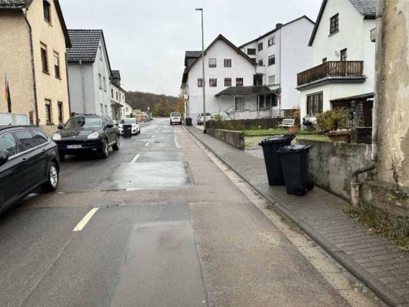 Wohnhaus mit Anbau und Scheune in Brühlstraße  12, 65606 Villmar, Weyer - Bild 2