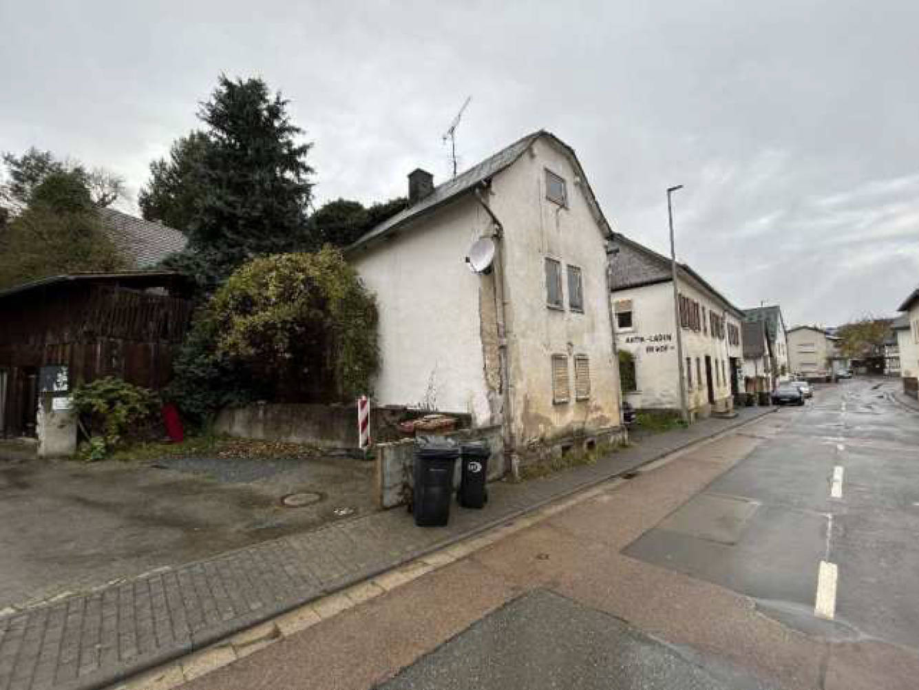 Wohnhaus mit Anbau und Scheune in Brühlstraße  12, 65606 Villmar, Weyer - Bild 5