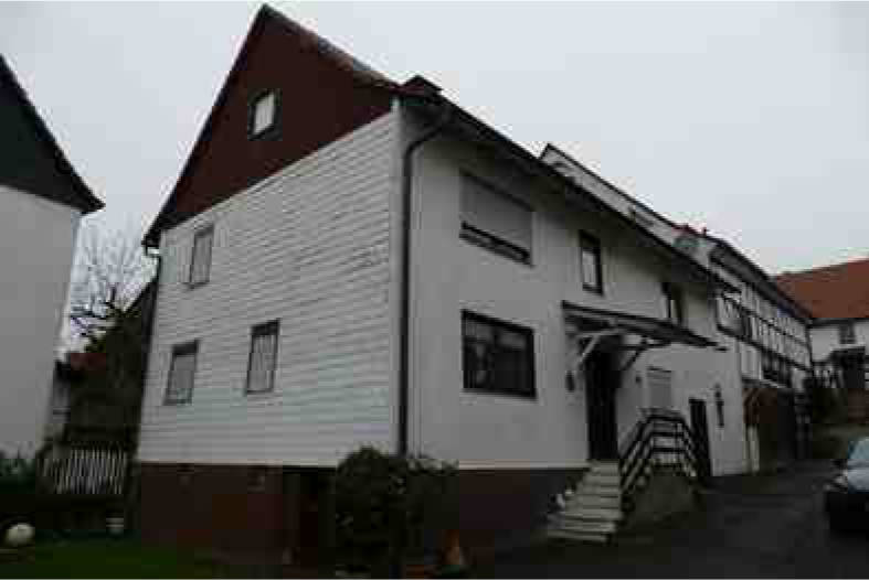 Einfamilienhaus in Eckebornstraße  13, 13a, 36381 Schlüchtern, Herolz