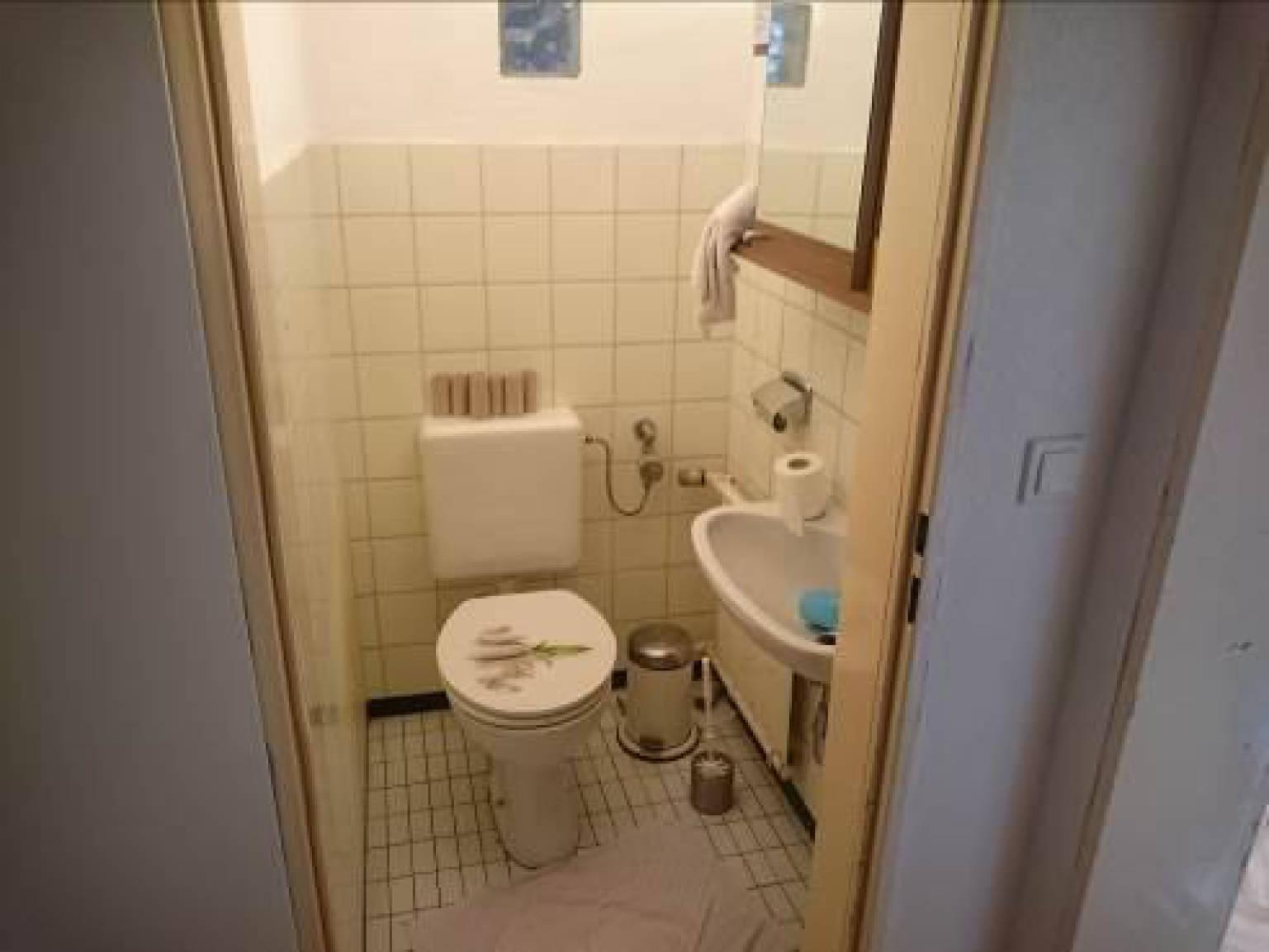 hessen 0082 K 0101/2016 Am Sportfeld 8 (vormals 12), 63579 Freigericht, Somborn 24