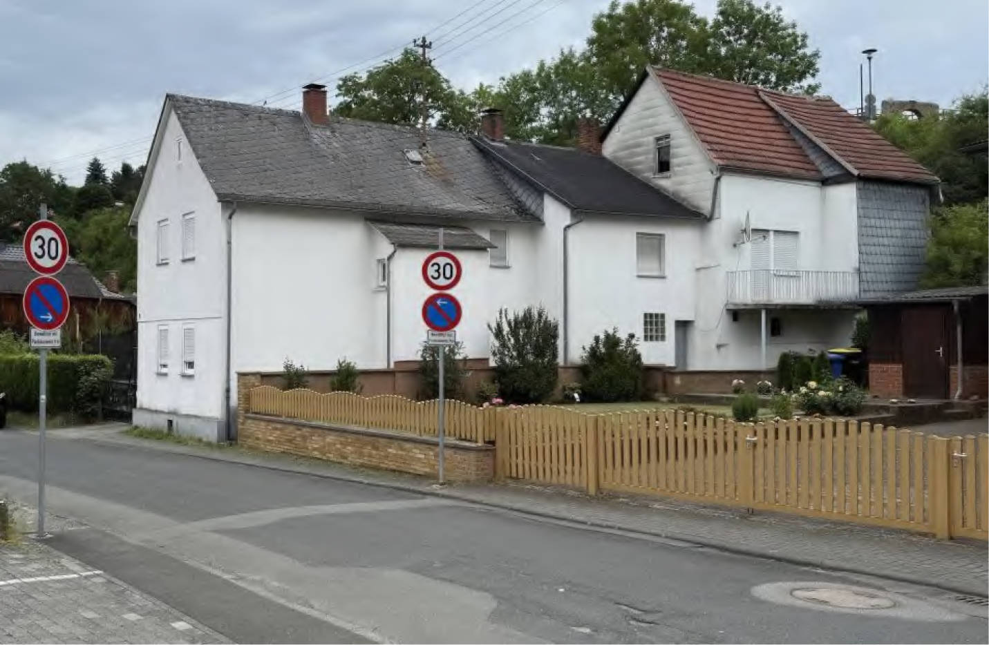 Wohn-/Geschäftshaus in Stegwiese 3, 35630 Ehringshausen - Bild 2
