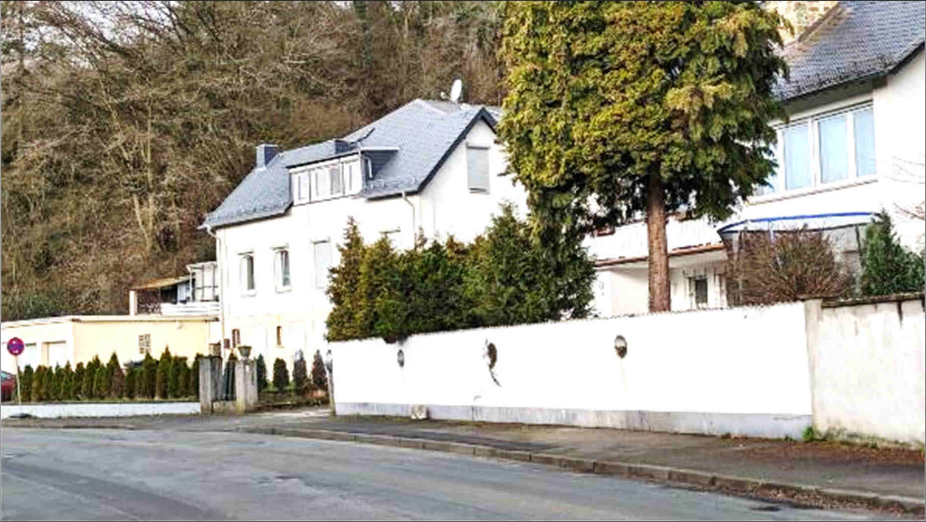 Einfamilienhaus in Wetzlarer Straße 10, 35606 Solms, Oberbiel - Bild 2