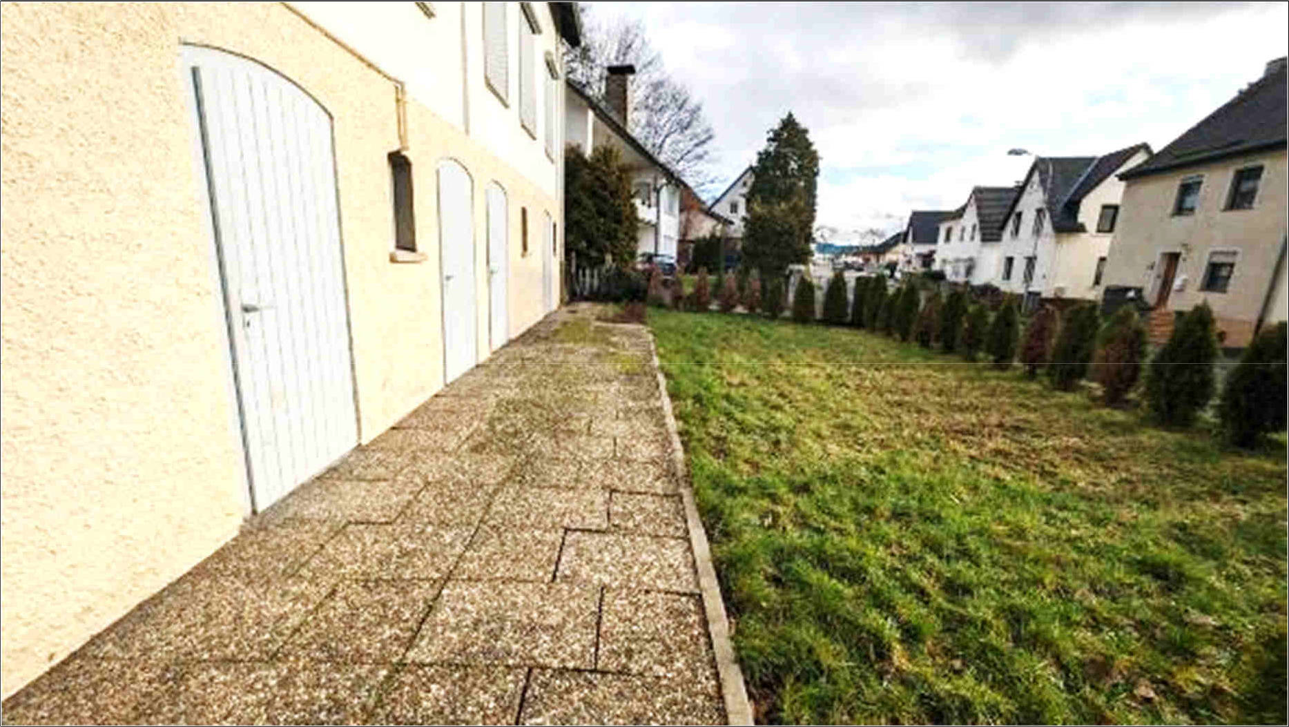Einfamilienhaus in Wetzlarer Straße 10, 35606 Solms, Oberbiel