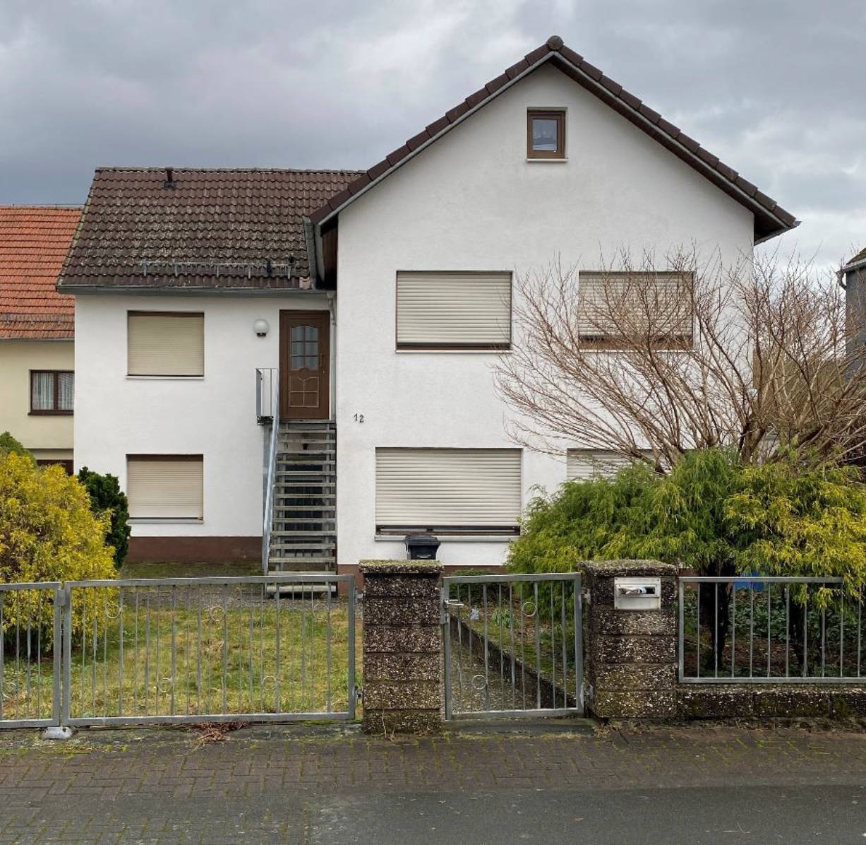 Einfamilienhaus in Friedhofstraße 12, 35614 Aßlar, Berghausen