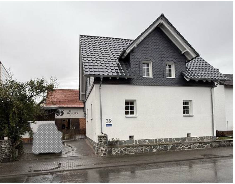 Einfamilienwohnhaus mit Nebengebäuden sowie rückseitig angrenzendes, unbebautes Grundstück in Sohlbaum, 35641 Schöffengrund, Schwalbach - Bild 3