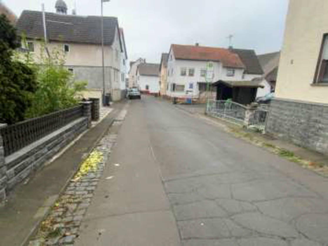 Einfamilienhaus, Garage in Rupertisstraße 5, 35321 Laubacg, Ruppertsburg