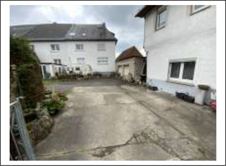 Einfamilienhaus, Garage in Burgstraße 11, 35444 Biebertal, Vetzberg - Bild 2