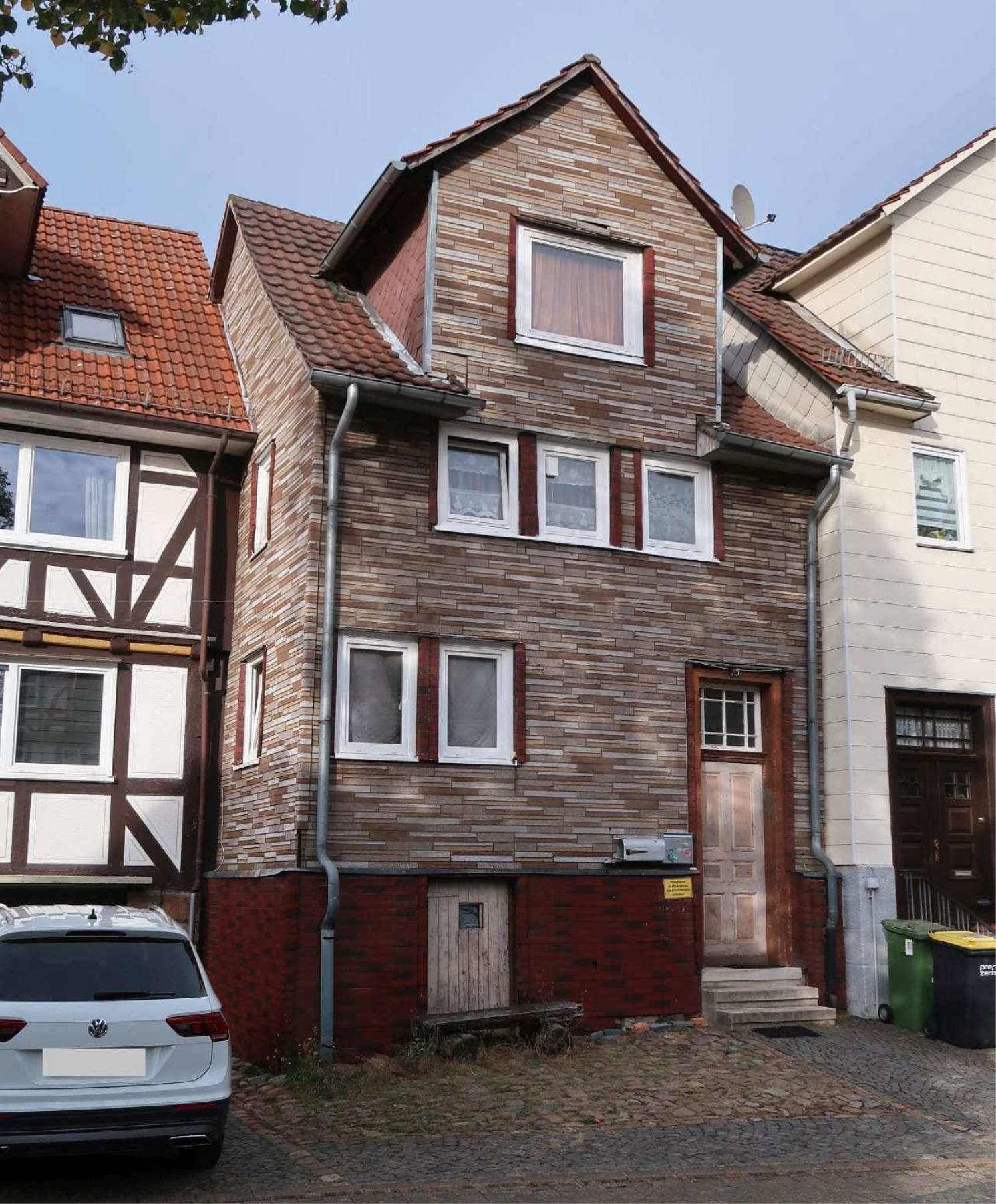 Einfamilienhaus in Alte Berliner Str.  15, 34298 Helsa