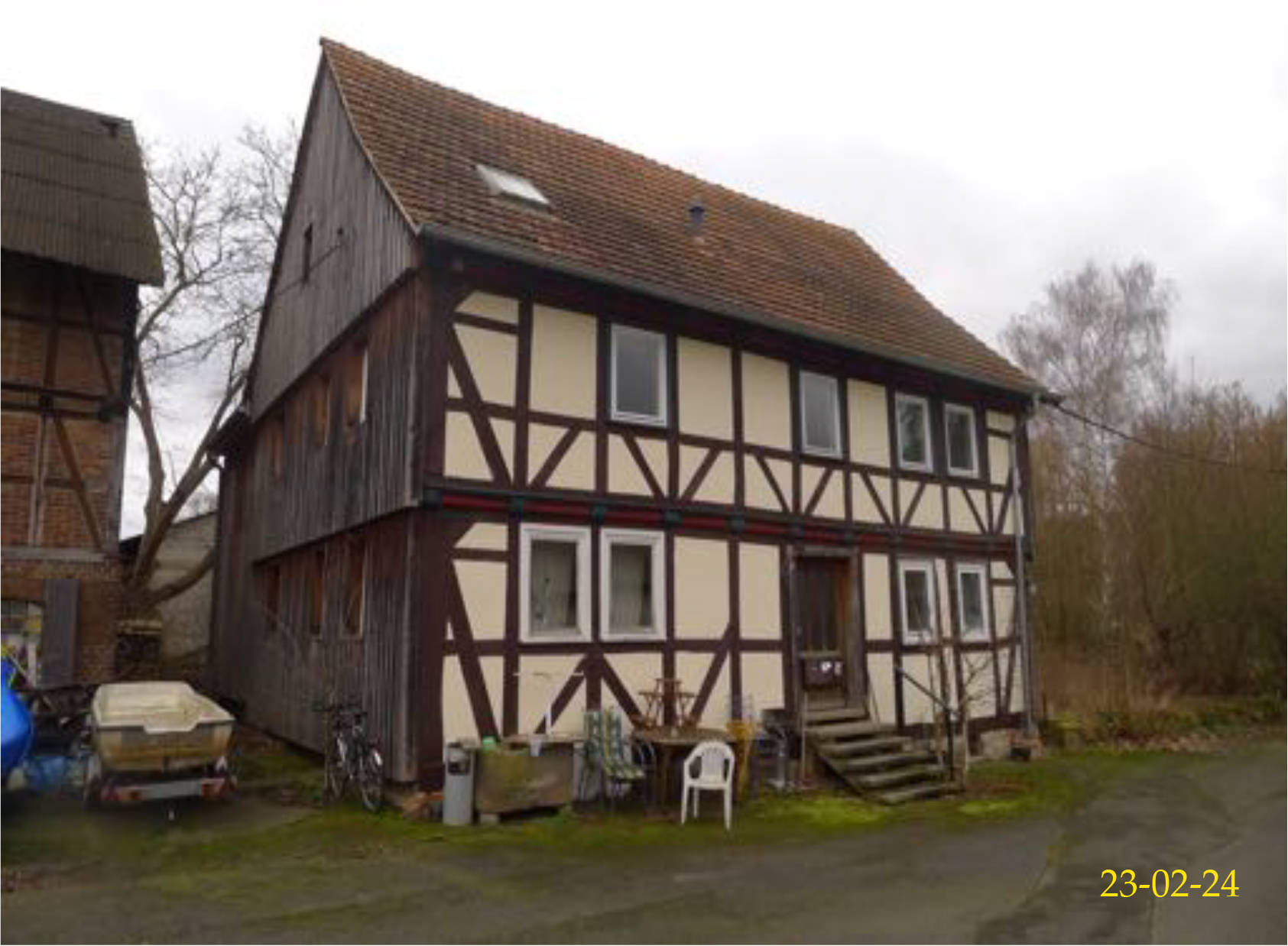Hofanlage mit Wohnhaus in Kasseler Straße 37, 34277 Fuldabrück, Bergshausen - Bild 3